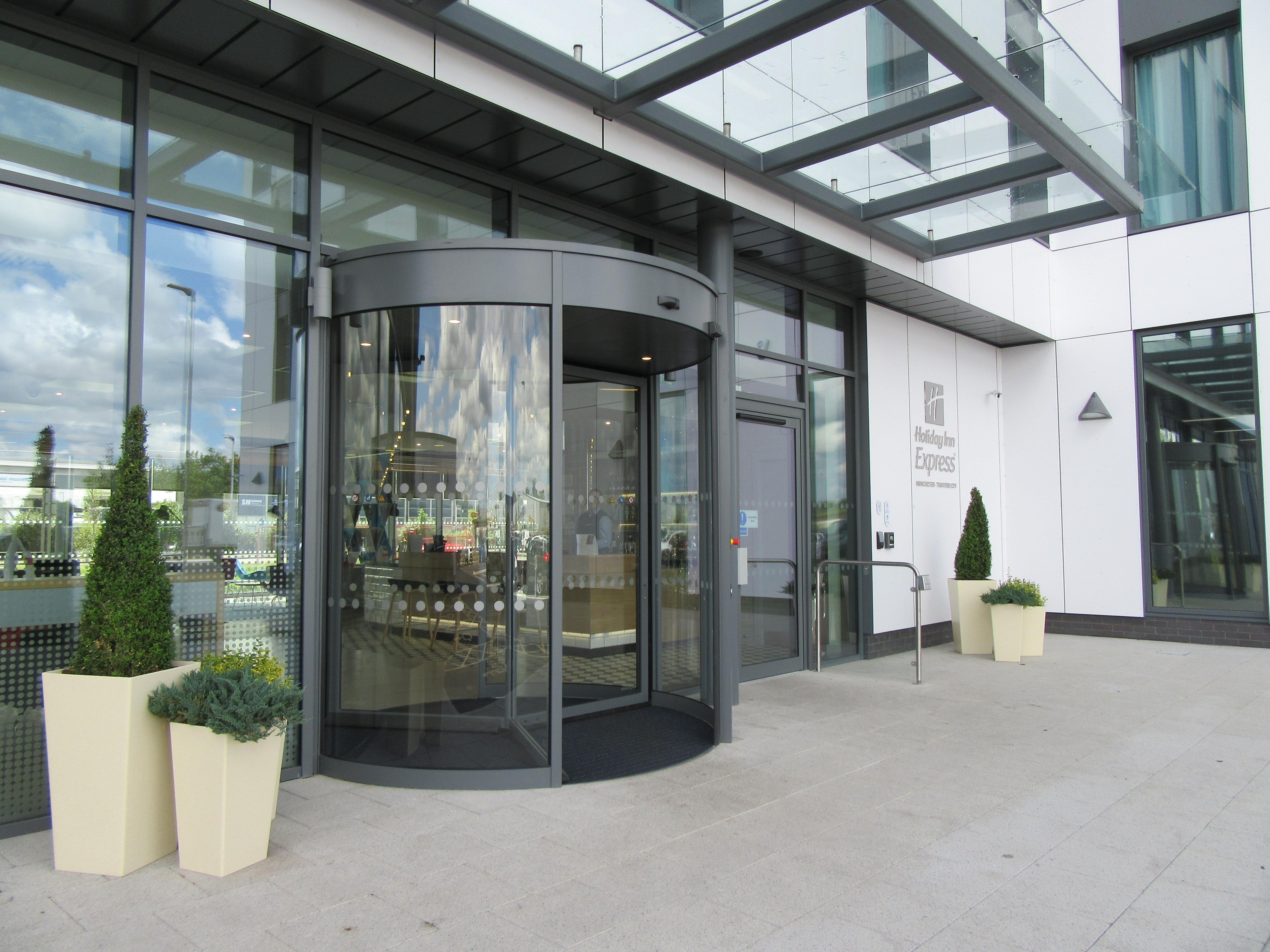 Express - Manchester - Traffordcity By Ihg 3*