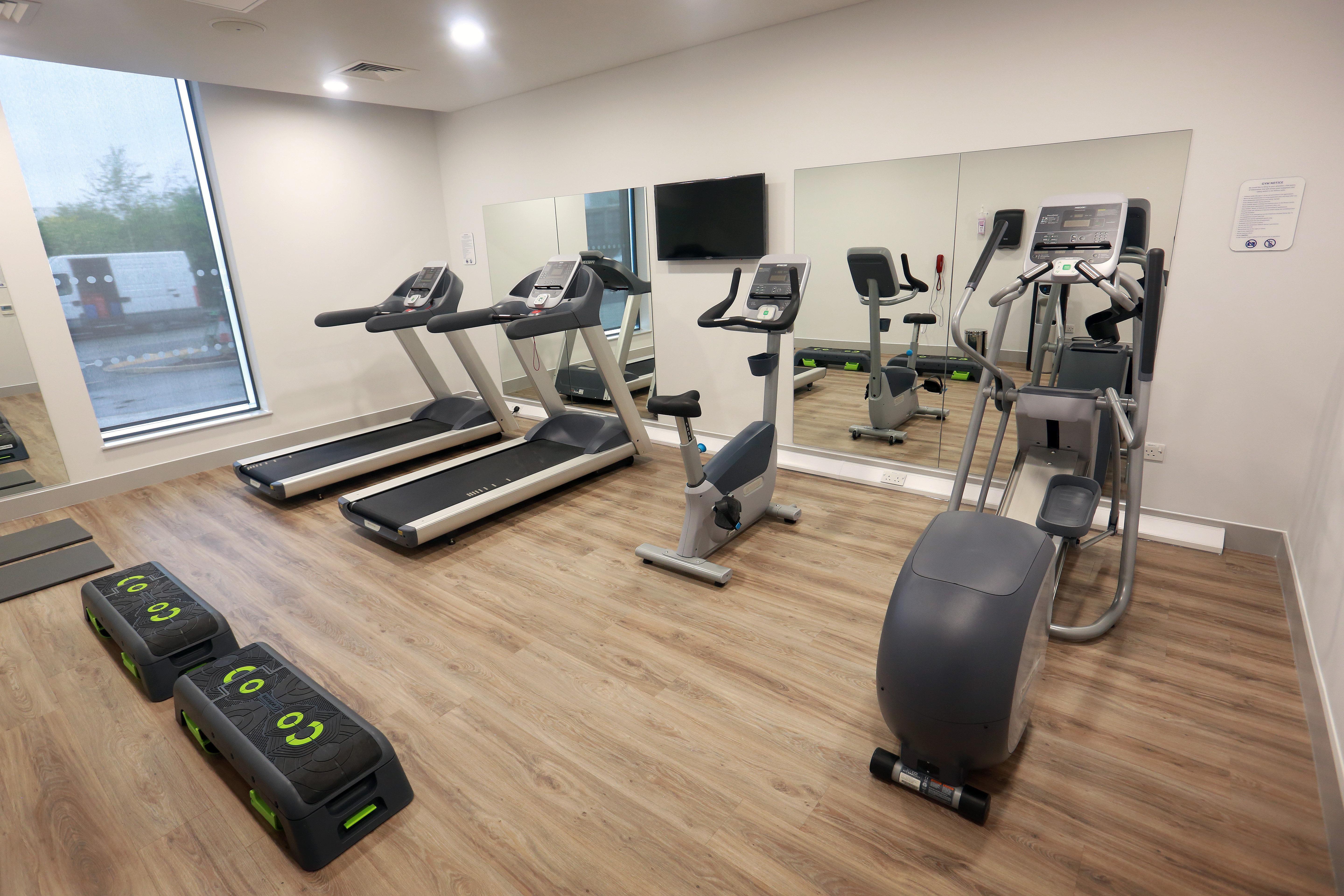 Hotel Express - Manchester - Traffordcity By Ihg 3*