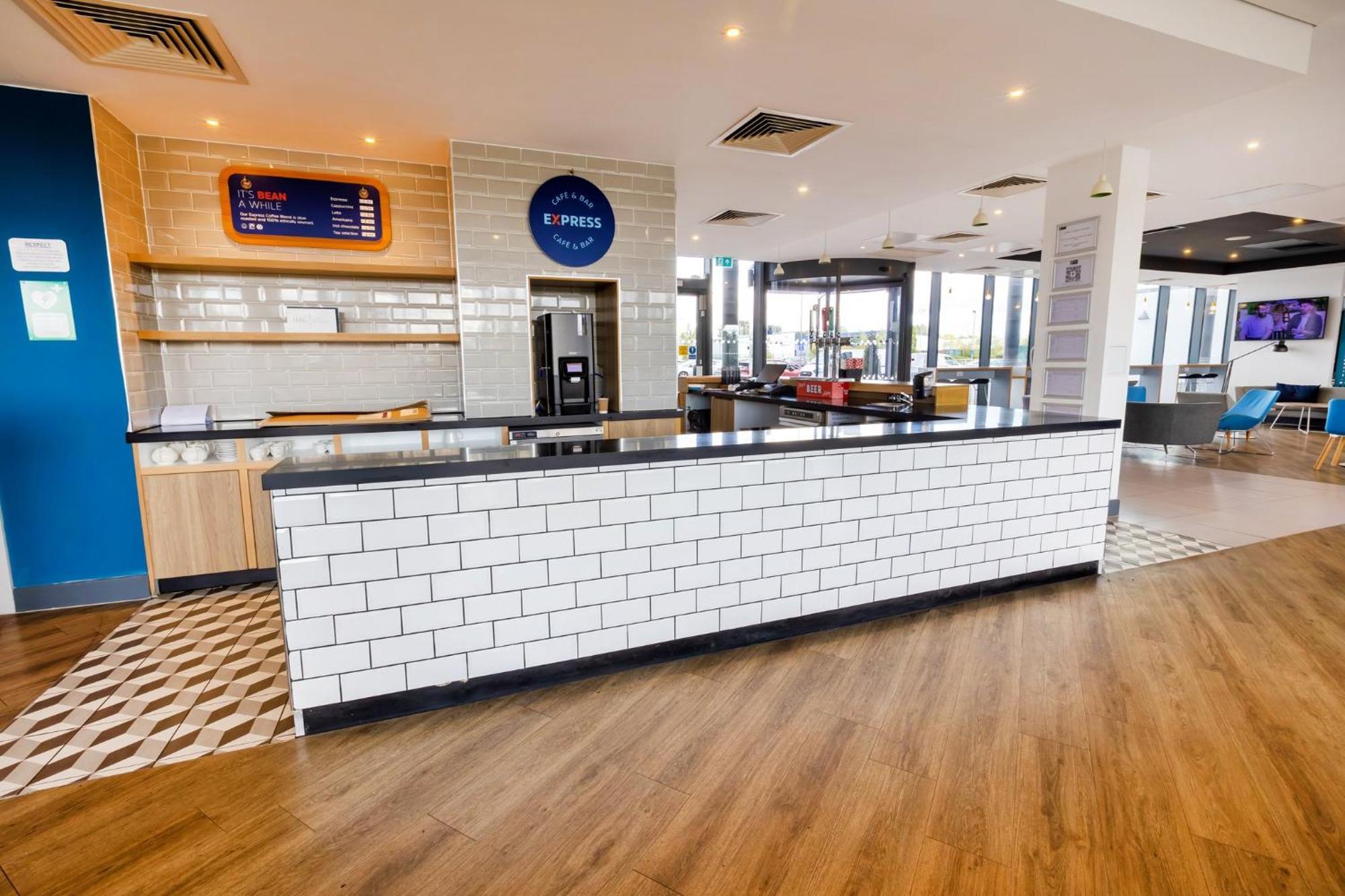 Express - Manchester - Traffordcity By Ihg 3*