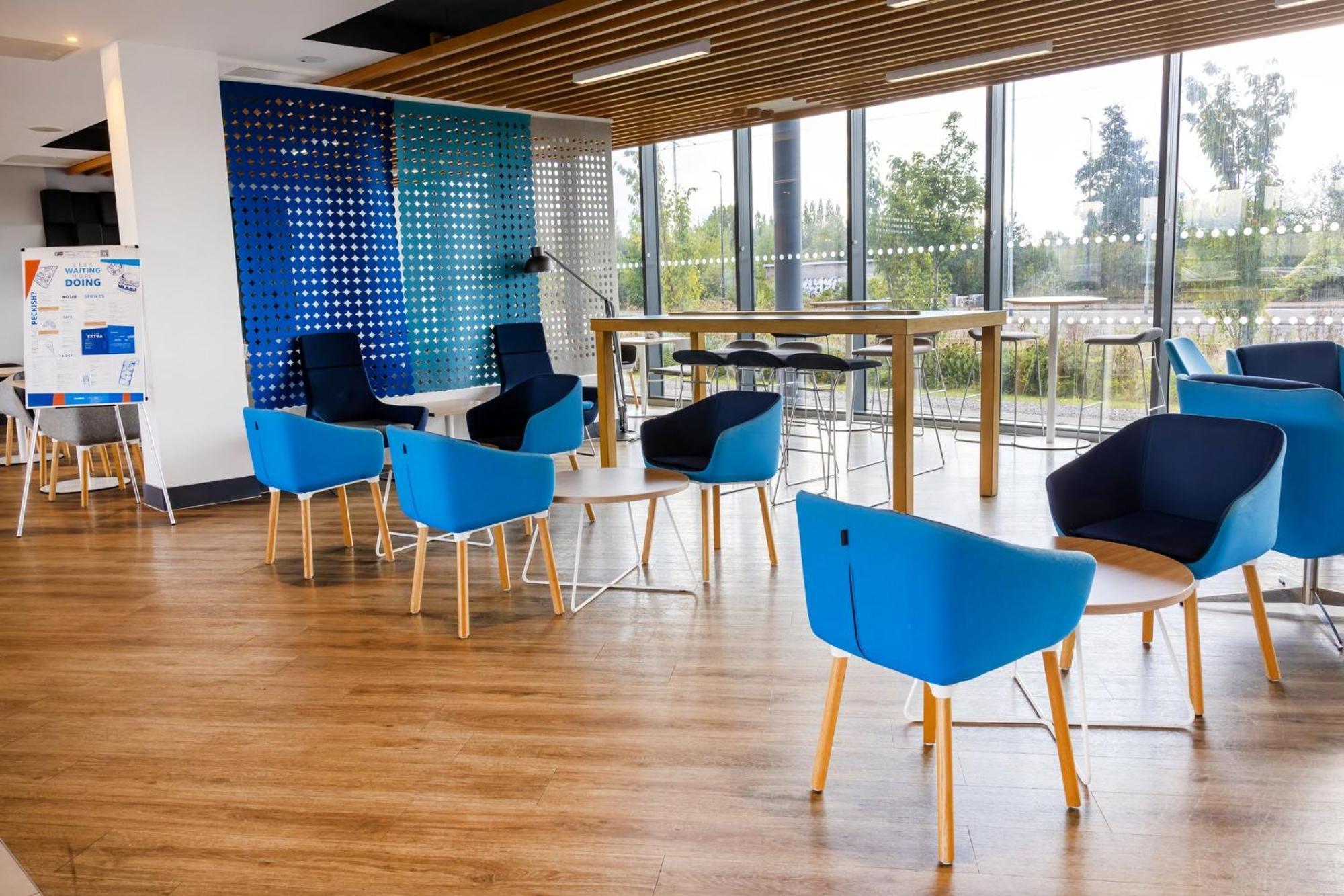 Express - Manchester - Traffordcity By Ihg Hotel